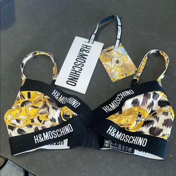 Moschino Other - H&Moschino Gold and Black print top